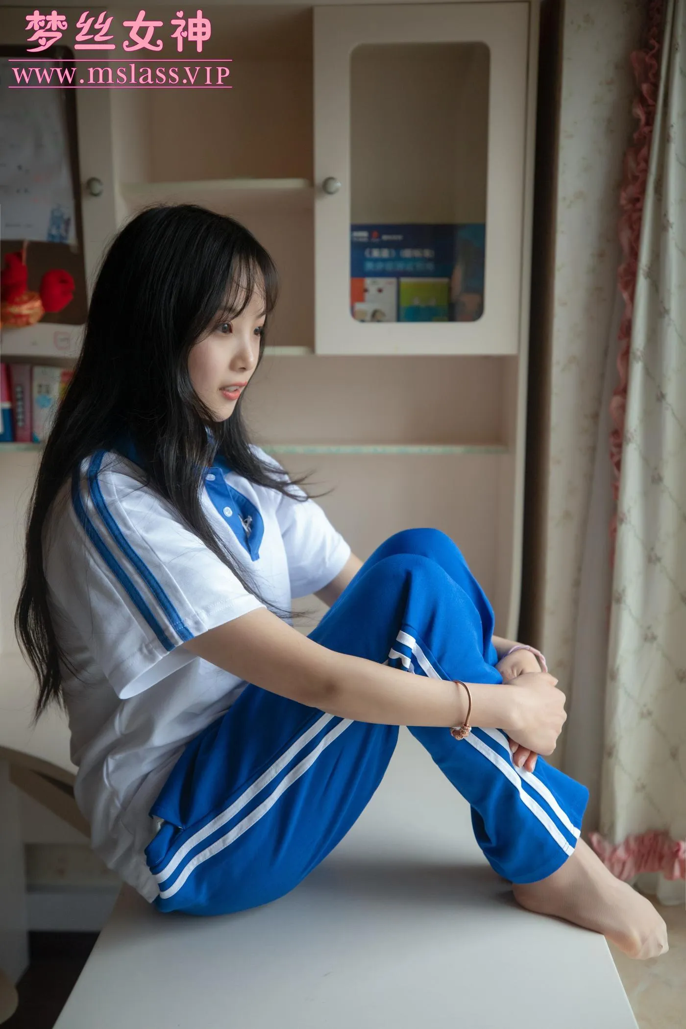 [MSLASS梦丝女神] 2020.12.13 NO.135 班花灵唯 校服纯白诱 [59P]插图2